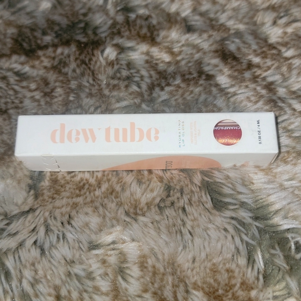 DEWTUBE Hydrating Lip Gloss in Champagne 4 ml Full Size